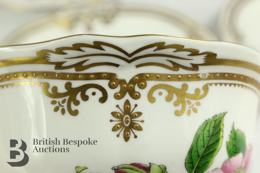 Spode Stafford Flowers Porcelain - Image 11 of 27