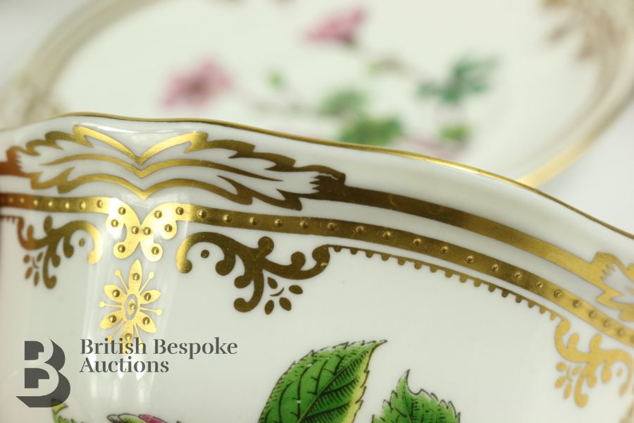 Spode Stafford Flowers Porcelain - Image 9 of 27