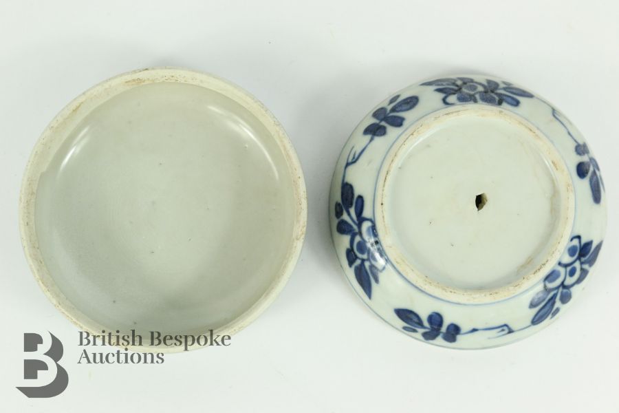 Blue and White Plate - Image 10 of 11