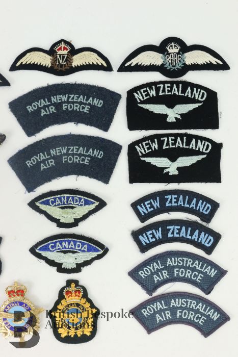Collection of Metal and Cloth Colonial Airforce Insignia - Image 3 of 8