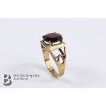 9ct Gold Garnet Ring