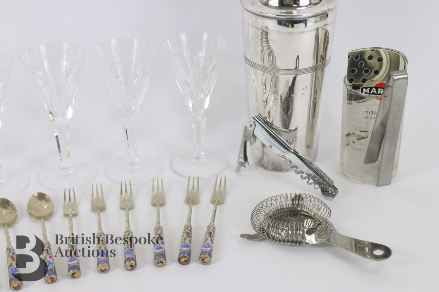 Six Crystal Liquor Glasses - Image 3 of 3