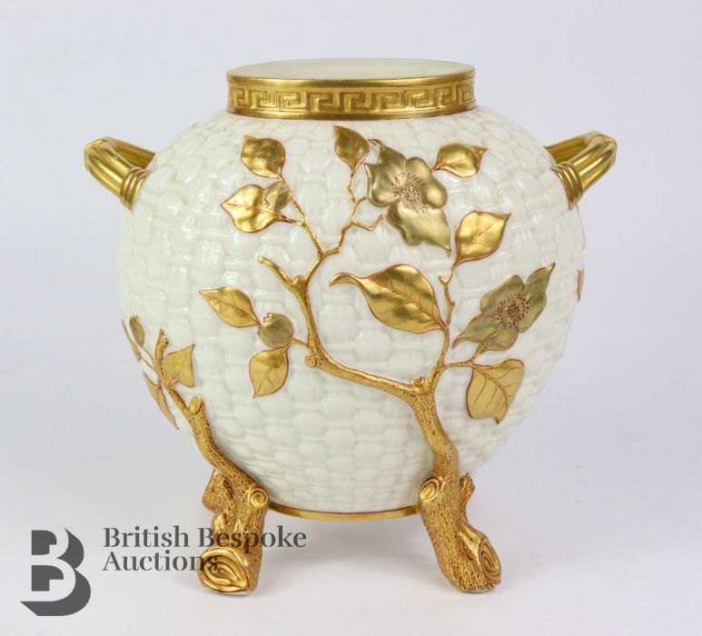 Royal Worcester Vase - Image 2 of 6