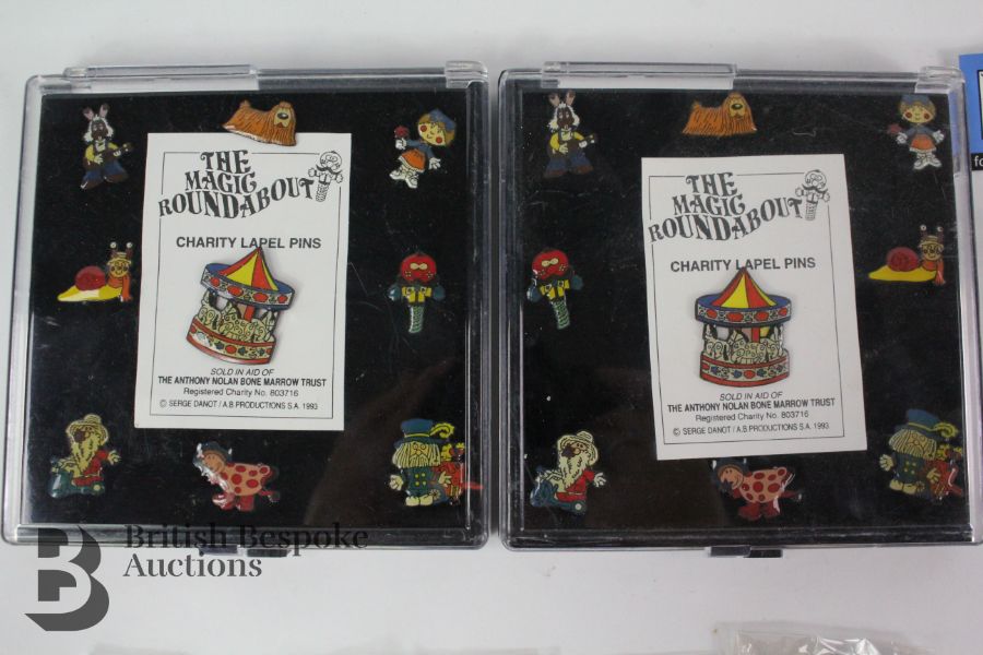 Collection of Vintage Pin Badges incl. Rupert, Golly Dolls, The Magic Roundabout - Image 2 of 8