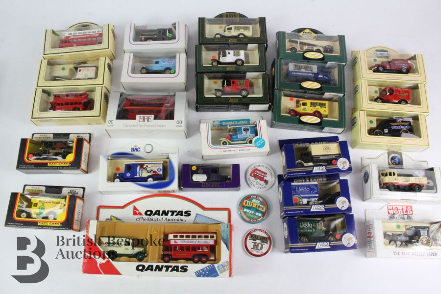 110 Die Cast Model Cars, Trucks and Buses - Image 5 of 9