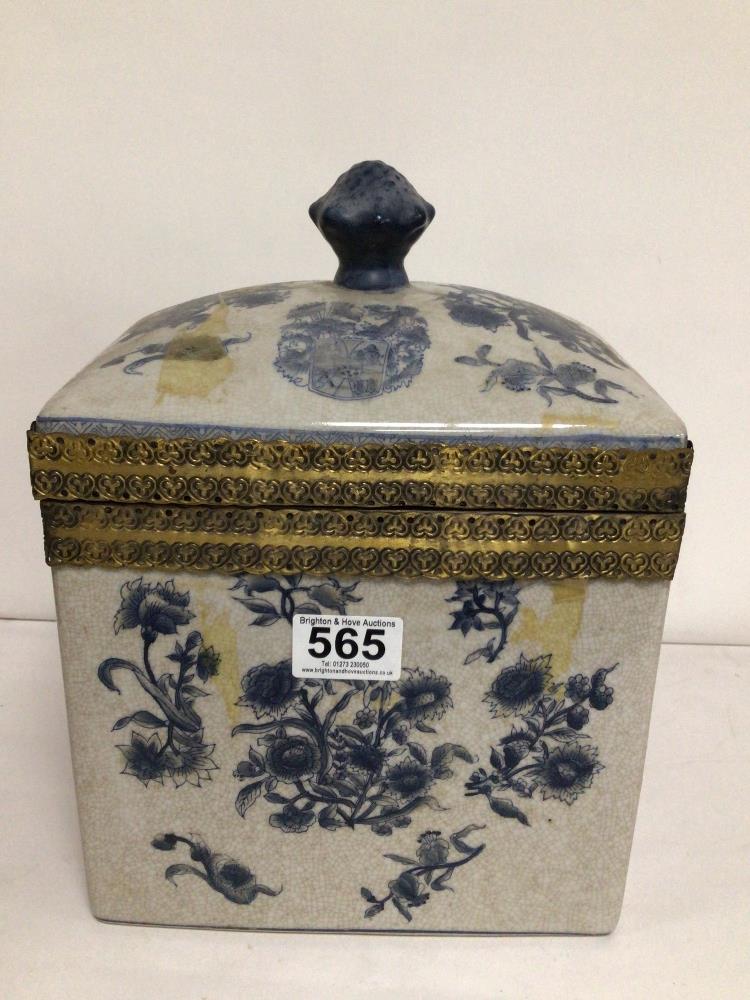 HANDPAINTED BLUE AND WHITE CRACKLE GLAZED LIDDED POT, 29 X 21 X 19CM