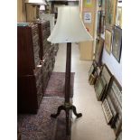 VINTAGE MAHOGANY STANDARD LAMP TWISTED COLUMN, 166CM