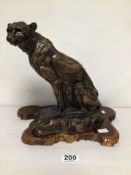 BRONZE CHEETAH ON WOODEN BASE BY T.L.A SOUTH AFRICA, 30CM