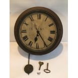 VINTAGE WALL CLOCK A/F WITH ROMAN NUMERALS DIAL. 31CM DIAMETER.