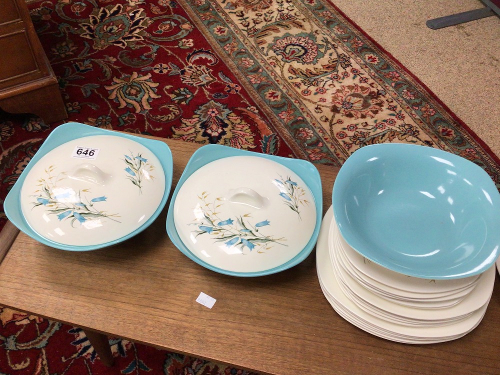 MIDWINTER STYLE CRAFT, 30 PIECES OF DINNER SERVICE - Image 3 of 4