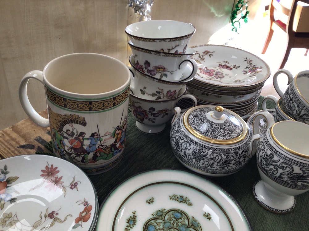 MIXED CERAMICS, INDIAN TREE, ROYAL GRAFTON, WEDGWOOD, SWALLOW, FLORENTINE, ETRURIA, HARRODS BROMPTON - Image 5 of 11