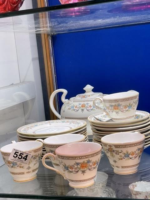 AYNSLEY TEA SERVICE (DEVONSHIRE), 28 PIECES IN TOTAL - Image 5 of 6