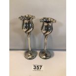 PAIR OF EDWARDIAN HALLMARKED SILVER WRYTHEN TULIP-SHAPED SPECIMEN VASES 13.5CM 1905 BY THE ALEXANDER