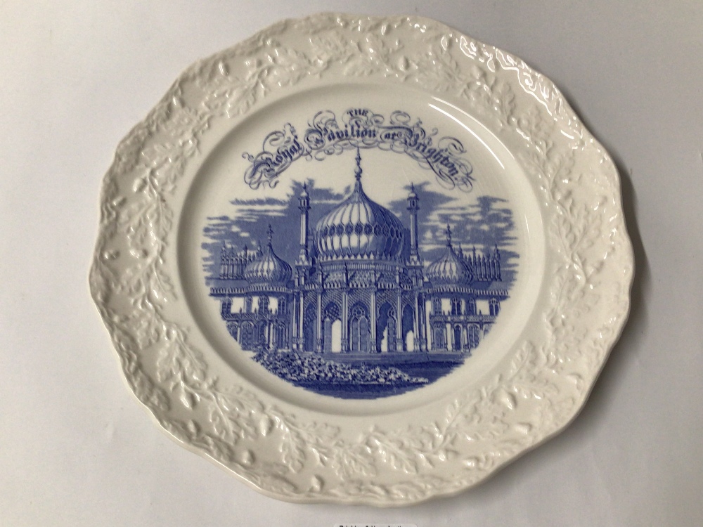 VINTAGE 1950’S MASON’S IRONSTONE ‘THE ROYAL PAVILION AT BRIGHTON’ PLATE. - Image 2 of 4