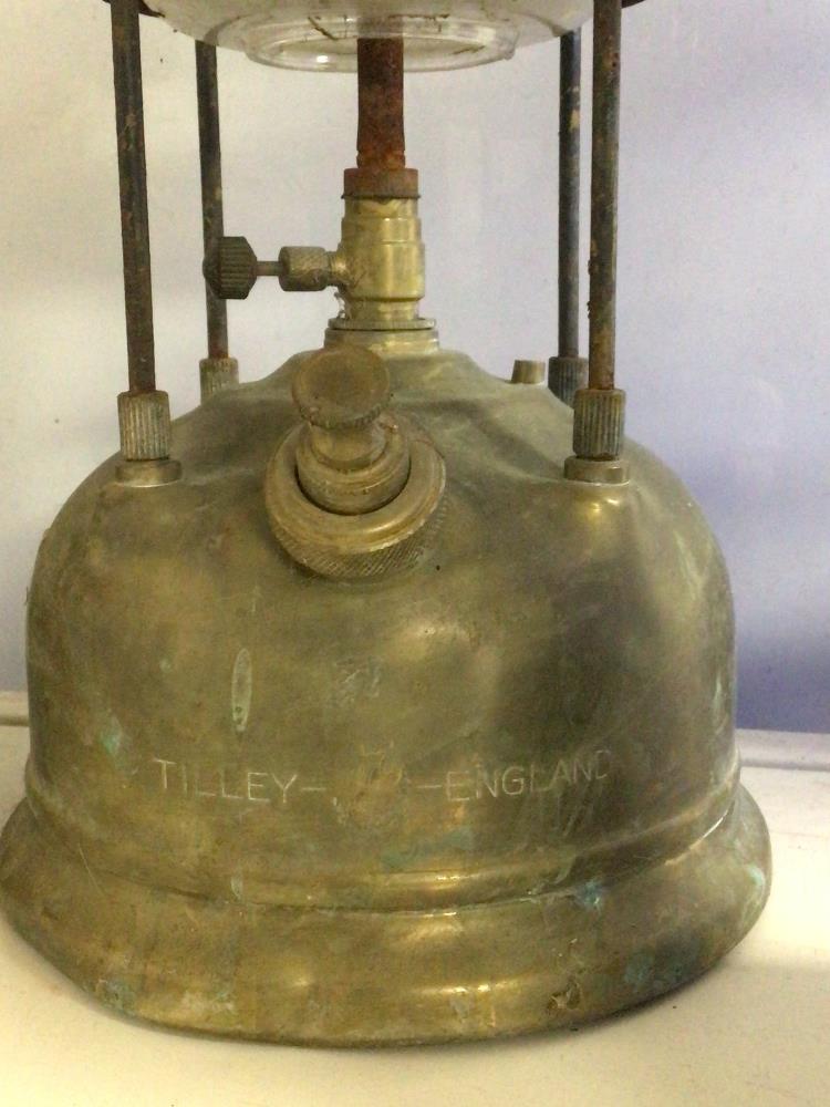 TWO VINTAGE PRESSURE LAMPS/LANTERNS. BIALADDIN (300X MODEL) AND TILLEY. - Image 3 of 3