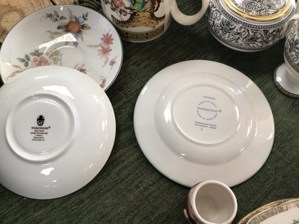 MIXED CERAMICS, INDIAN TREE, ROYAL GRAFTON, WEDGWOOD, SWALLOW, FLORENTINE, ETRURIA, HARRODS BROMPTON - Image 8 of 11