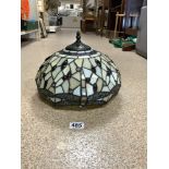 TIFFANY STYLE LAMP SHADE, 30CM DIAMETER