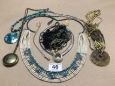 SMALL BOX OF VINTAGE COSTUME JEWELLERY OF MOSTLY N