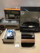 MIXED LOT OF VINTAGE STEREO EQUIPMENT-RELATED ITEM