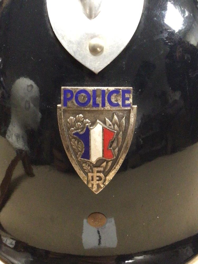 VINTAGE 1960’S FRENCH POLICE HELMET. WITH LEATHER - Image 2 of 3