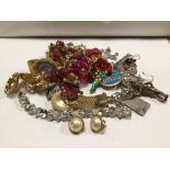 MIXED VINTAGE COSTUME JEWELLERY AND MORE