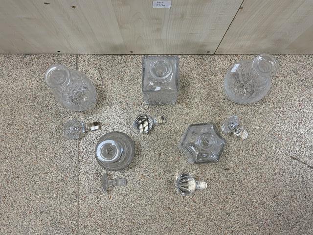 FIVE CUT GLASS DECANTERS, THE LARGEST 29CM - Image 4 of 4