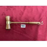 UNUSUAL, SALT AND PEPPER IN THE FORM OF A GAVEL, 27CM