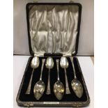 CASED SET OF LARGE HALLMARKED SILVER GRAPEFRUIT SP