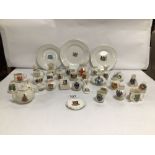 COLLECTION OF MIXED CRESTED WARE, CARLTON, ARCADIAN AND MORE