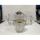 A GERMAN LEMONADE JUG WITH PLATED MOUNT, 25CMS AND TWO GLASS JUGS WITH TWO ICE BUCKETS