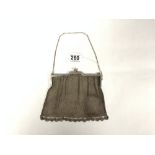 LARGE HALLMARKED SILVER WITH MESH HANDBAG WITH CHAIN LINK HANDLE, 16.5CM ART DECO 1924 BY OLIVER AND