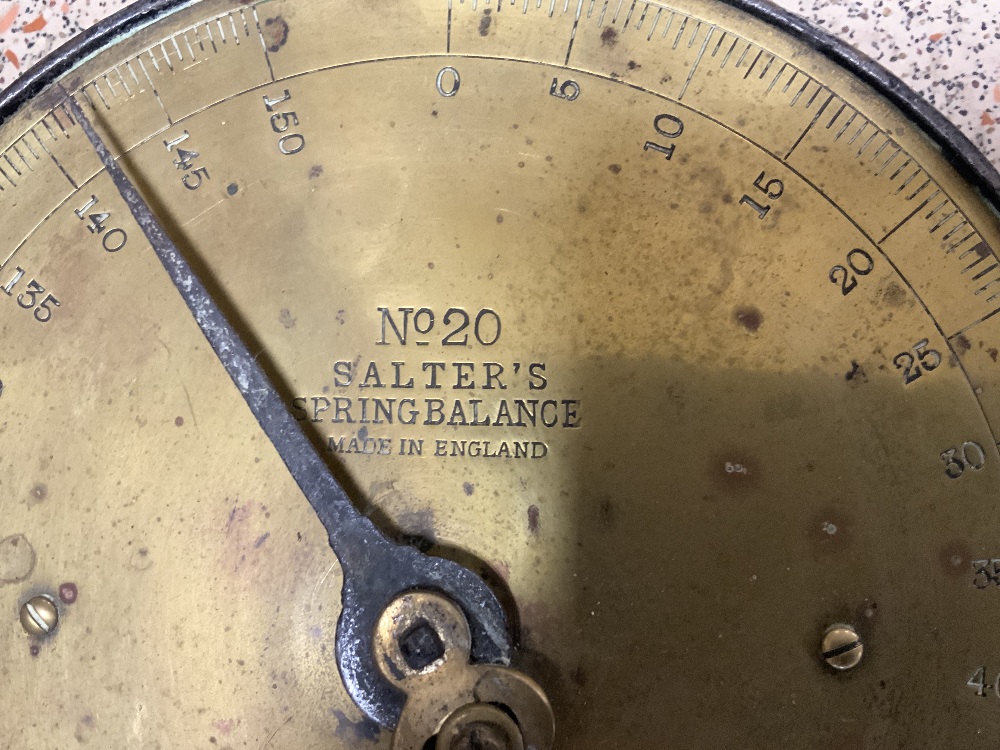 BRASS SALTER NO 20 SCALES WITH OTHER MIXED BRASS WARE - Image 3 of 5