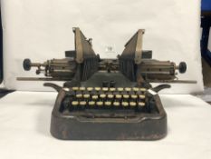 AN EARLY 20TH CENTURY BATWING TYPEWRITER