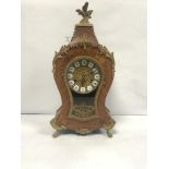 A LOUIS IV STYLE MARQUETRY INLAID BRACKET CLOCK WITH ORNATE BRASS MOUNTS COMES WITH A MATCHING