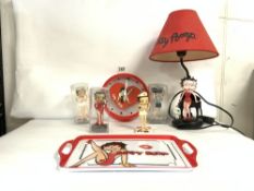MIXED BETTY BOO ITEMS, LAMP, FIGURES, TRAY AND CLOCK