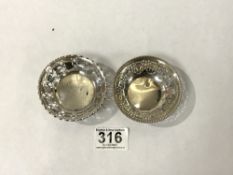 TWO HALLMARKED SILVER BON BON DISHES 1922 AND 1927 CHARLES S GREEN & CO AND SYDNEY & CO, 39 GRAMS