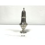 EDWARDIAN HALLMARKED SILVER EMBOSSED WRYTHEN BALUSTER SUGAR SIFTER, 20CM 1901 BY GOLDSMITH AND