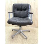 A 1960S ALUMINUM AND LEATHER VACHI ITALIAN OFFICE CHAIR