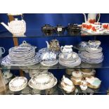 A LARGE QUANTITY OF BLUE AND WHITE DINNER AND TEA WARE INCLUDING WOOD AND SONS 'YUAN' PATTERN AND
