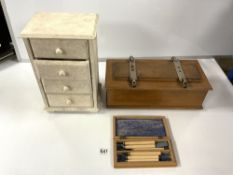 A VINTAGE TIE BOX AND PRESS, MINIATURE PAINTED CHEST OF FOUR DRAWERS AND AN ARTISTS BOX
