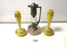 A SMALL WMF STYLE CLARET JUG, 22CMS AND A PAIR OF YELLOW GLASS POSY VASES, 18CMS