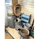 A LARGE QUANTITY OF GALVANISED ITEMS, WATERING CANS, BUCKETS, AND MORE