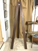 A FOLDING MAHOGANY ARTISTS EASEL