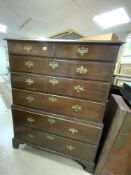 A GEORGIAN OAK CHEST ON CHEST OF SEVEN DRAWERS, 114 X 146CMS