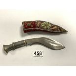 AN EASTERN KUKRI KNIFE IN BEADED VELVET SCABBARD, 26CMS