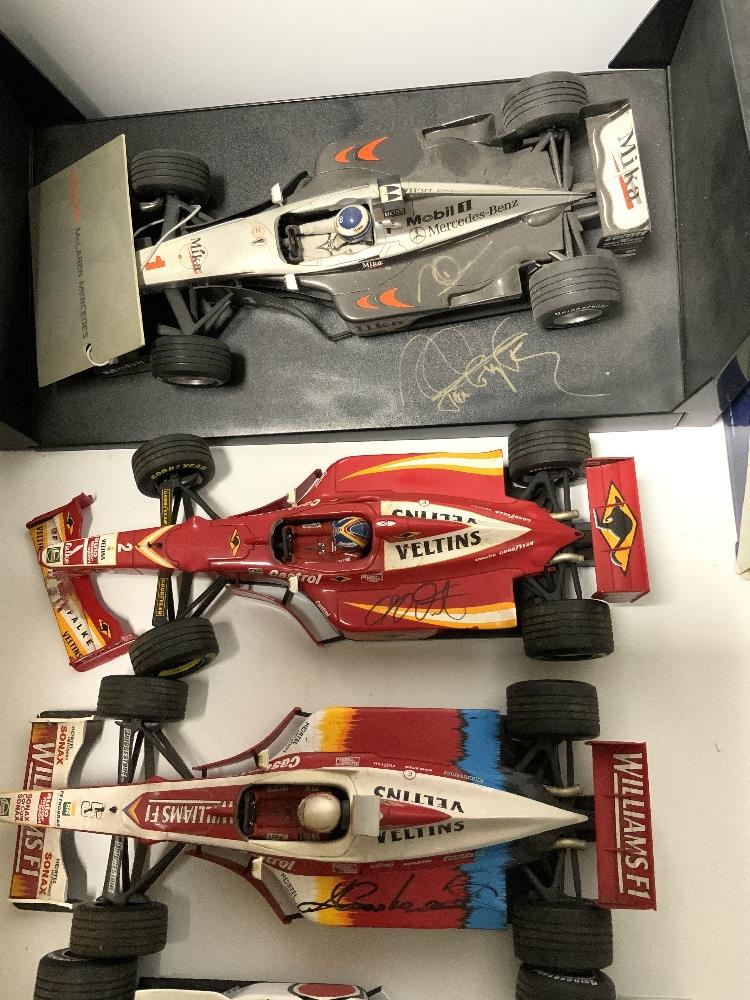 A QUANTITY OF MINICHAMPS AND HOT WHEELS MODEL FORMULA 1 CARS AND A BOXED MARK WEBBER HOT WHEELS - Image 2 of 11