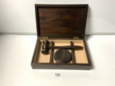 AUCTIONEERS GAVEL AND STAND IN A PRESENTATION ROSEWOOD BOX