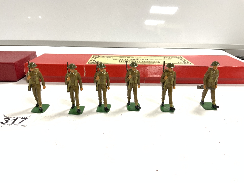 A BOX SET OF SIX BRITISH INFANTRY BREN GUN GROUPS- HAND-PAINTED AND ANOTHER BOXED SET OF - Image 4 of 7