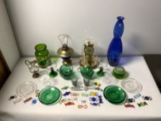 A SMALL QUANTITY OF GLASS SWEET ORNAMENTS, MIXED GLASS WARE AND A CLOCK UNDER DOME