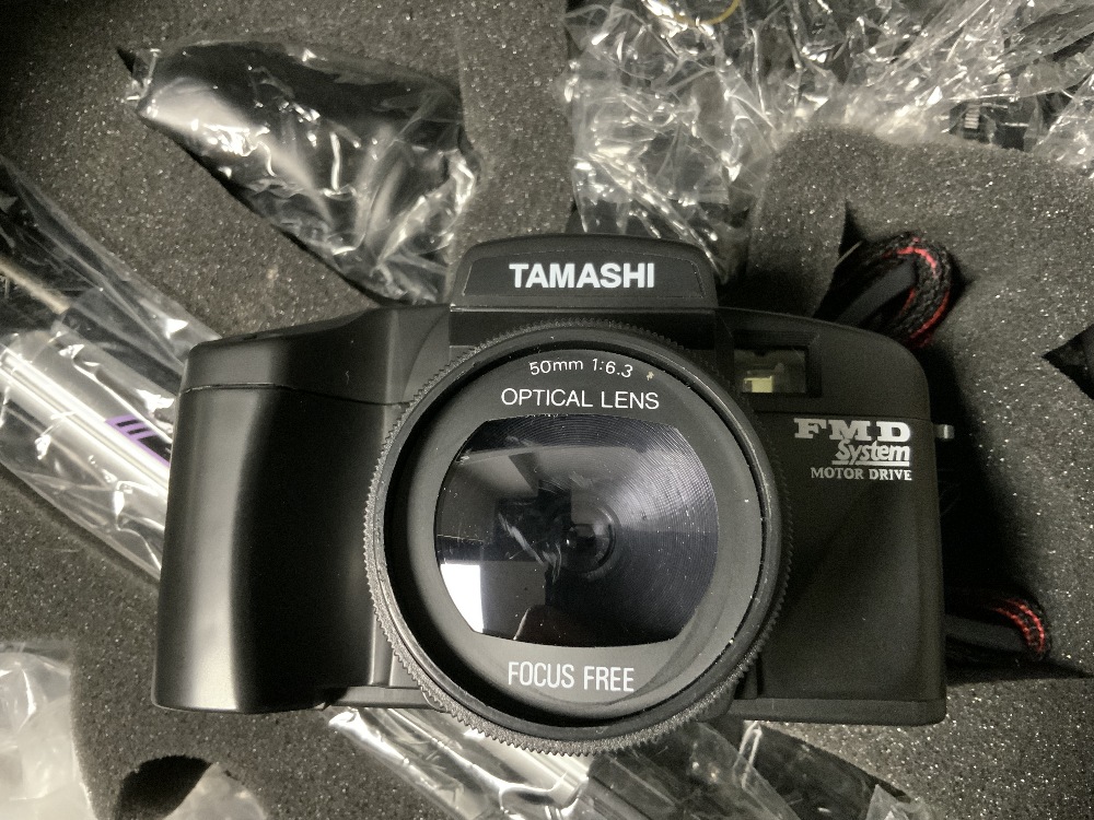 A TAMASHI CAMERA AND EQUIPMENT IN A FITTED CASE, AND A CANON VIDEO CAMERA IN CASE - Image 3 of 5